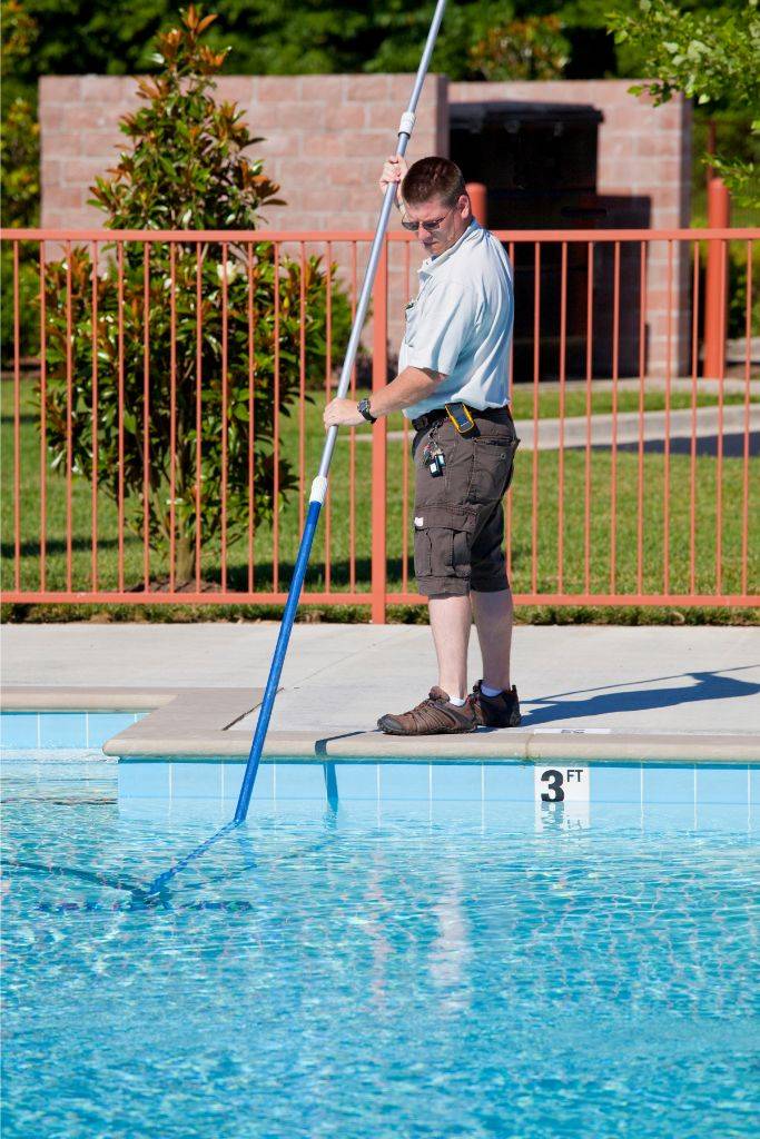 Pool cleaning Technician 